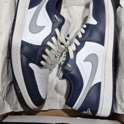 Jordan 1 low Navy Blue