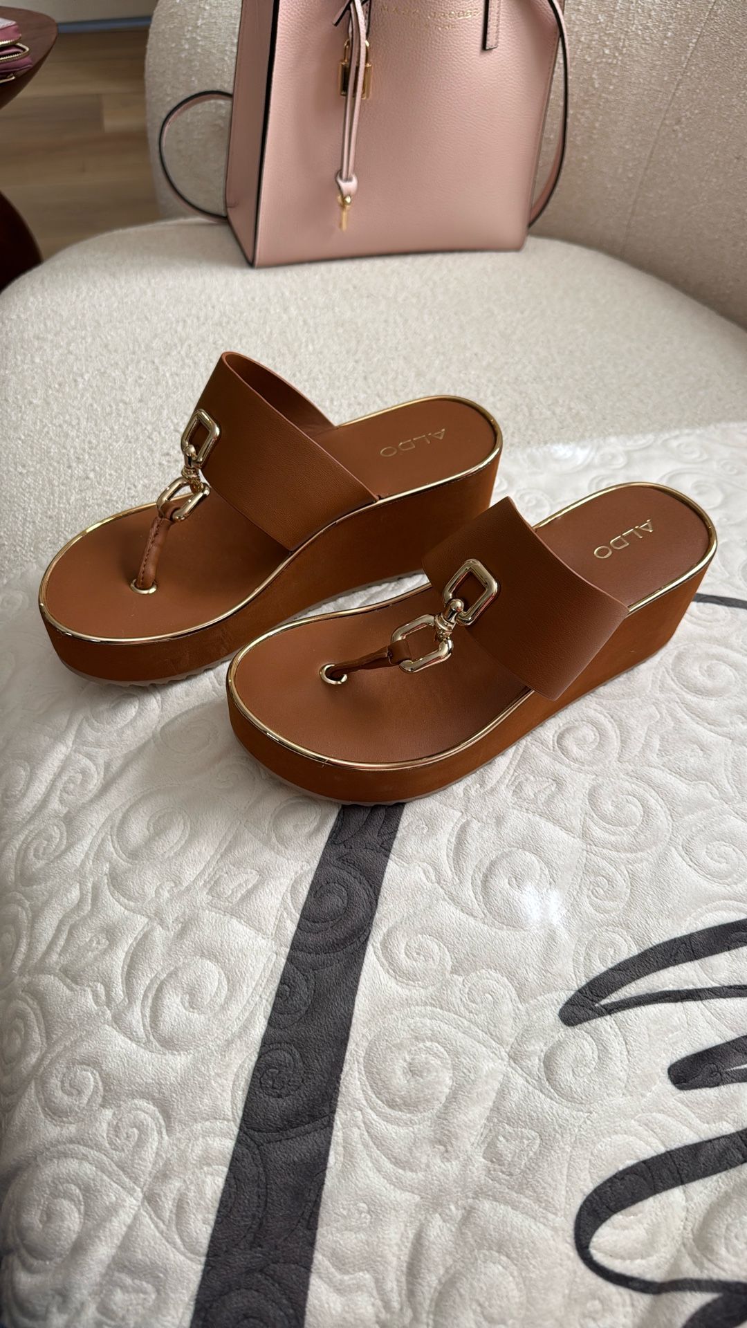 ALDO Wedge Sandals Light Brown Sz 6