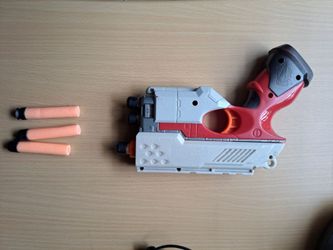 Resell bundle: Nerf blaster, kickball, soccer ball
