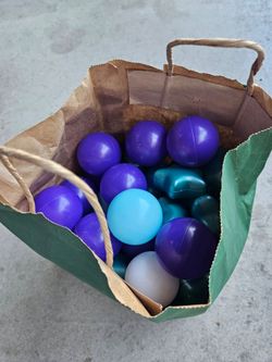 Ball pit balls