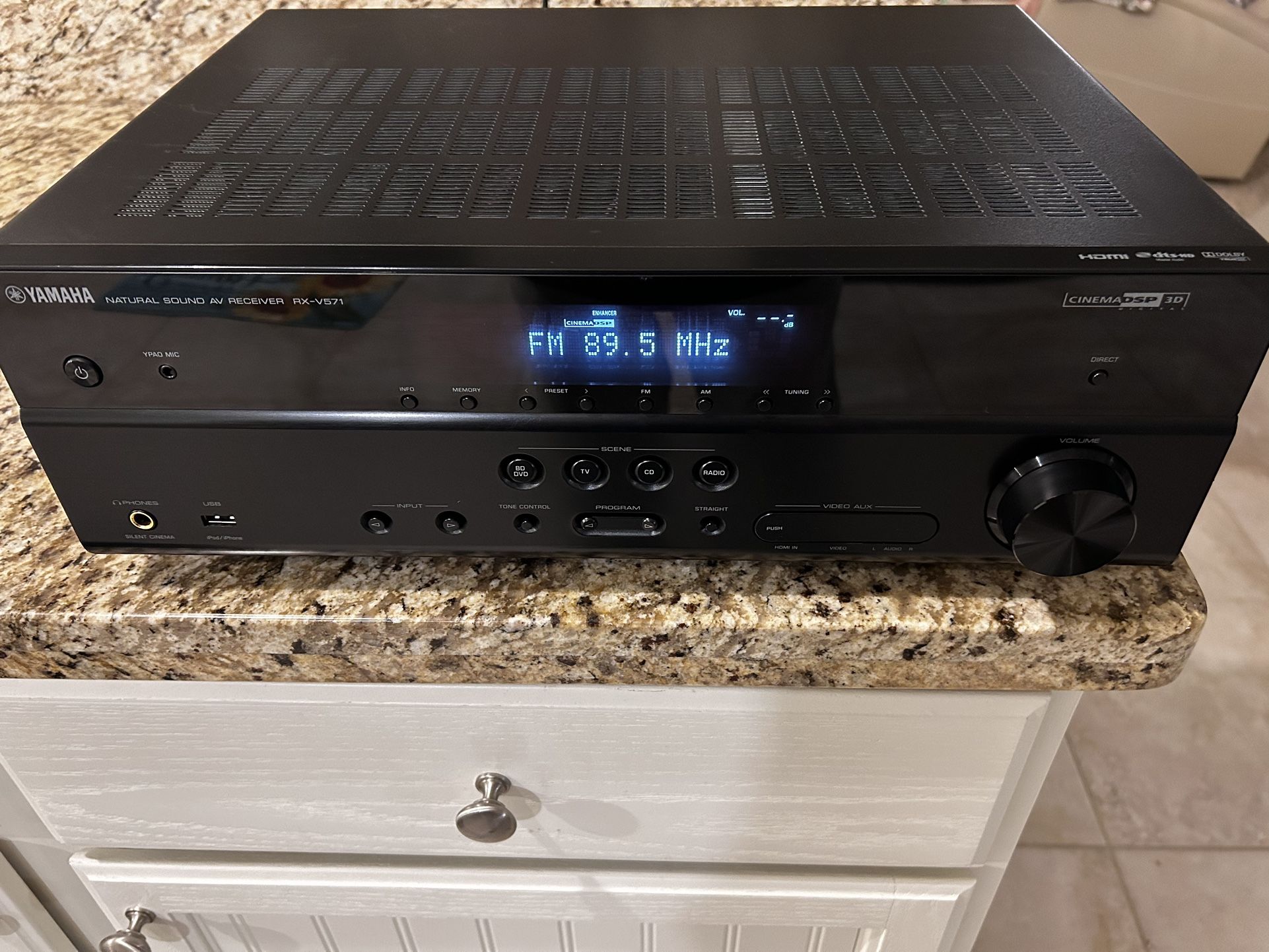 Yamaha RXV571 595Watt AV Receiver with 6HDMI Inputs, USB, Dolby