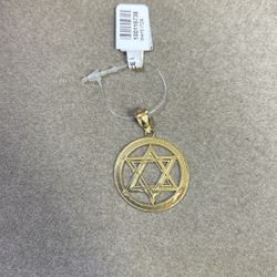 David Star Gold Pendant 