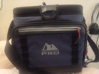 Artic Zone Pro Zipperless Coldlok Cooler 16 Can Holder