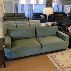 Dayton Oliven Sofa
