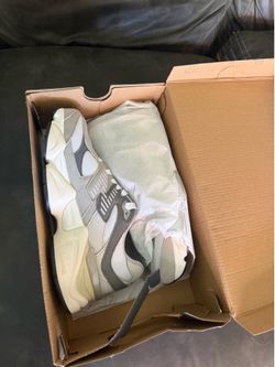 Brand new new balance shoes never worn