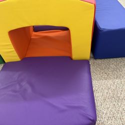 Foam Play Tunnel