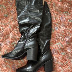 Black Knee High Boots Size 8