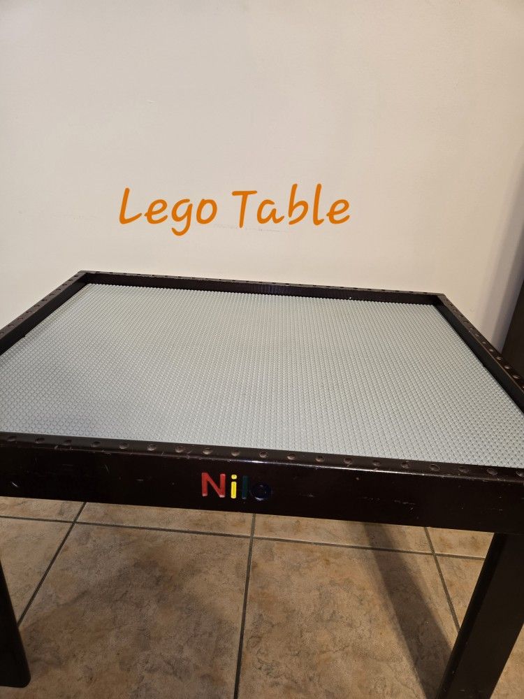 LEGO table (NILO)