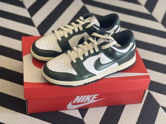 Wmn Nike Dunk Low Vintage Green