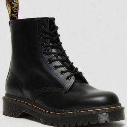 Dr. Martin 1460 Military Boots