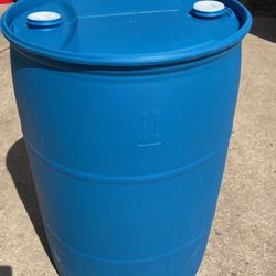 Plastic 55 gallon food grade barrels