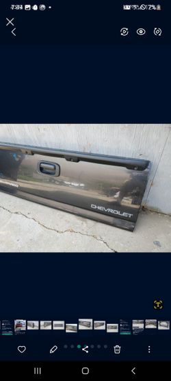 2005 CHEVROLER SILVERADO GMC SIERRA
TAIL GATE TAILGATE DECKLID HATCH
ASSEMBLY USED OEM. NC