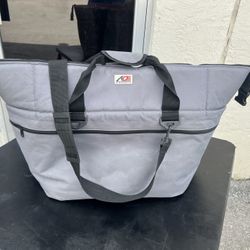 AO Coolers Original 48 Can Soft Side Cooler Bag w/ High Density Heavy Insulation! Retails $129.95 31x14x16in 