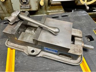 KURT D60 ANGLOCK VISE WITH HANDLE