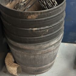 Big plant pots with  metalstands