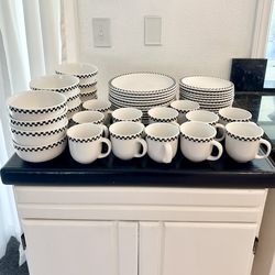 Dinnerware  12 Place Setting - 48 Pieces