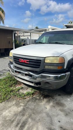 GMC Sierra with 8’ Utility Box V8 6.0