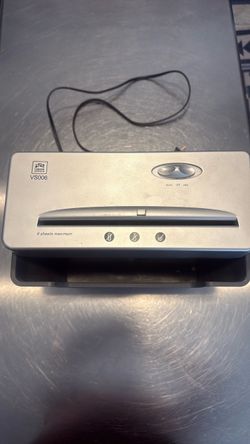 Corner Office VS006 Paper Shredder