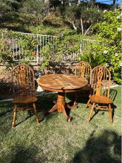 Vintage Oak Pedestal Dining Table and 3 Chairs