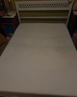 Mattress and Bed