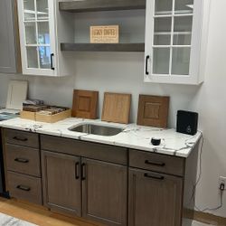 Kitchen Cabinet - Sink/Bar Area