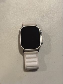 Apple Watch Ultra First Gen GPS + Cellular 49mm Titanium