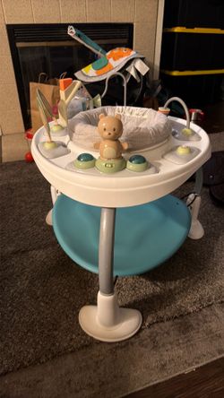 Babies saucer, walker