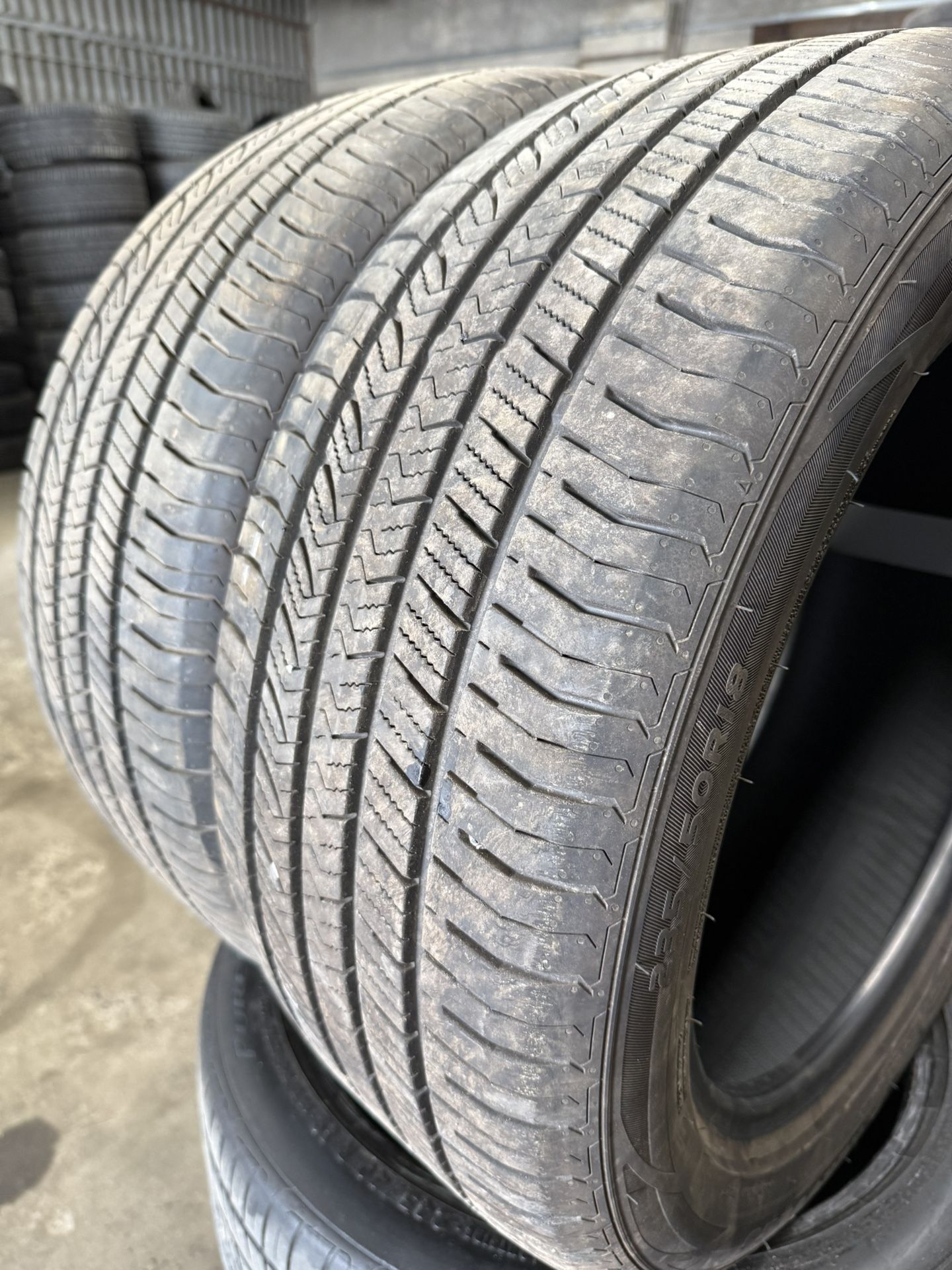 2 Used 235/50/18 HERCULES ROAD TOUR CONNECT AS Tires