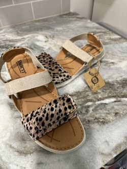 Women’s Sandals