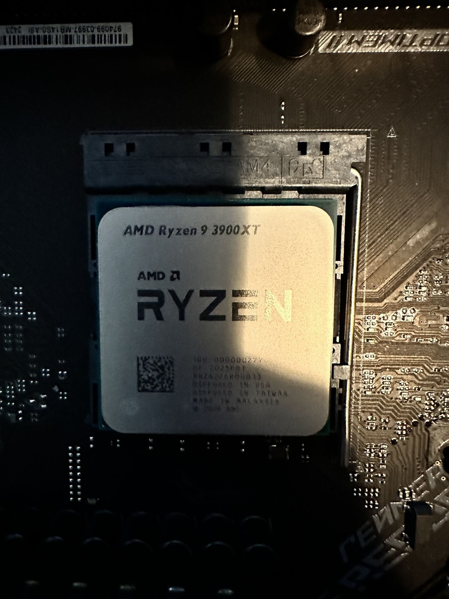 Ryzen 9 3900xt Bundle