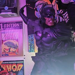 SIDESHOW 1/4 Superman & Batman Busts (BOTH INCLUDED)