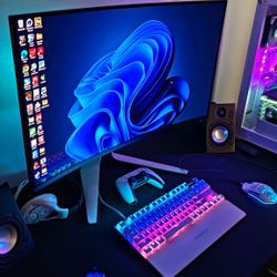 Alienware 32" QD-OLED 4k 240hz Monitor AW3225QF