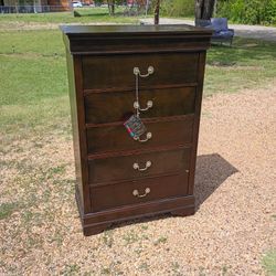 Coaster Dresser For Bed Room