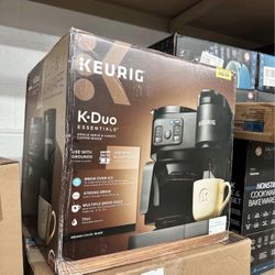 Hot & Iced Single-Serve K-Cup Coffee Maker + 12-Cup Carafe – Black | Brand New ☕