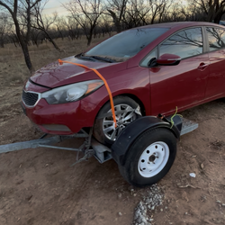 Flat bed trailer and dolly
