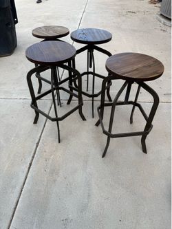 Adjustable Height Bar Stools