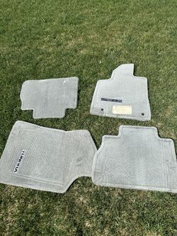 2007-2012 Toyota Tundra Gray Carpet Floor Mats