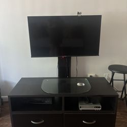 Tv With Stand 