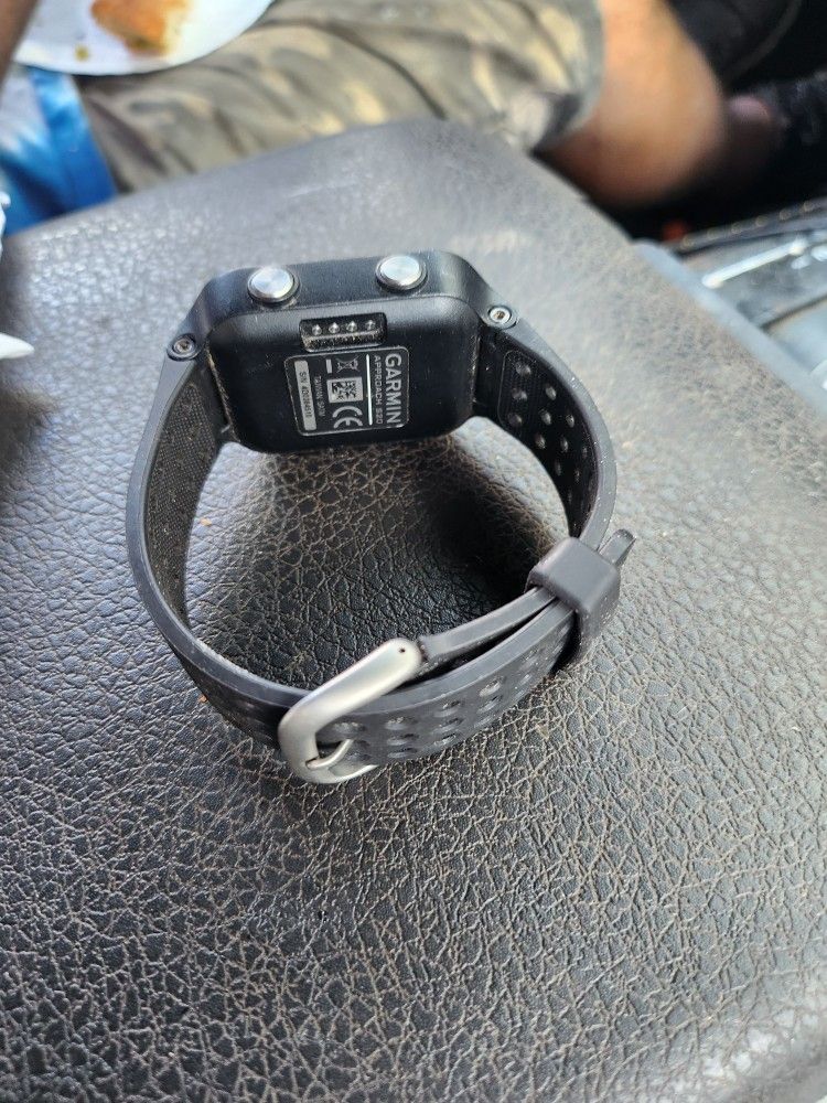 Garmin GPS Smart Golf Watch Approach S20 40,000 Golf Courses