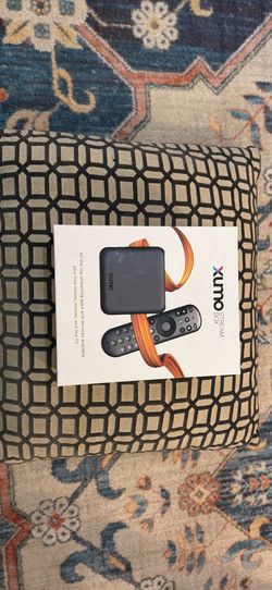 Xumo stream bok
