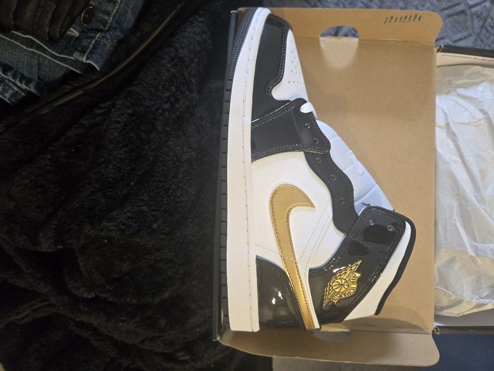 JORDAN'S 1