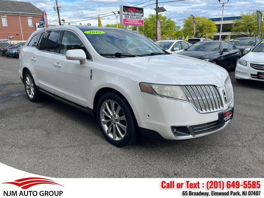 2010 Lincoln MKT