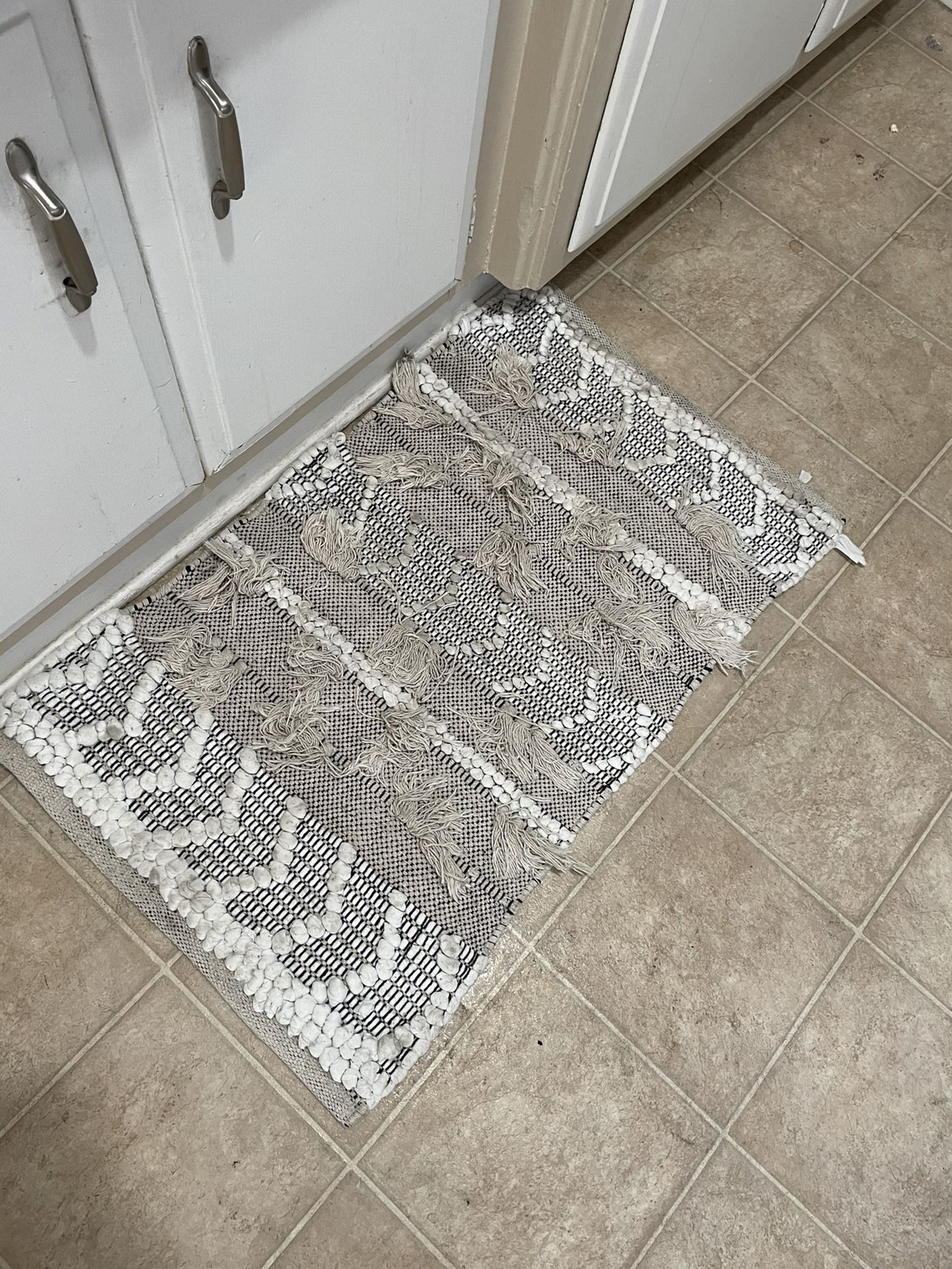 Tan & Grey Bathroom Rugs 