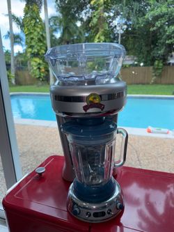 Margaritaville Key West Frozen Concoction Maker with Easy Pour Jar and XL Ice...