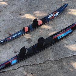 Pair Water Ski Vintage Comp Honeycomb Connelly 67 Both