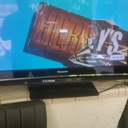 47" Panasonic Tv , With Remote.  Really Nice Picture 