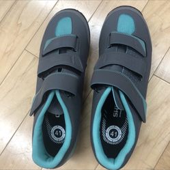 SHIMANO ME2 8.5 Cycling Shoes 