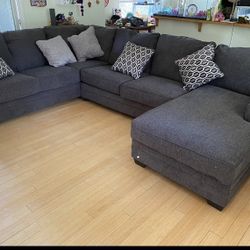 Tracling Slate 3-Piece RAF Chaise Sectional ( sectional couch sofa loveseat recliner options