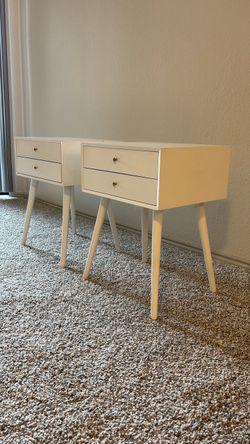 Side table / Nightstand