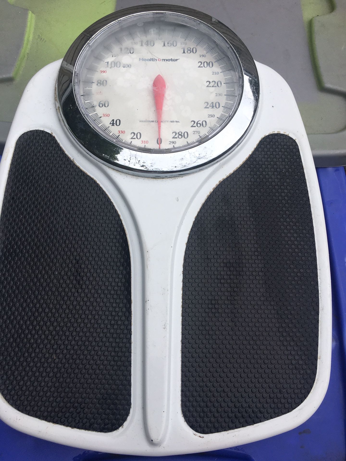 Nice scale goes up to 400 pounds only $20 firm